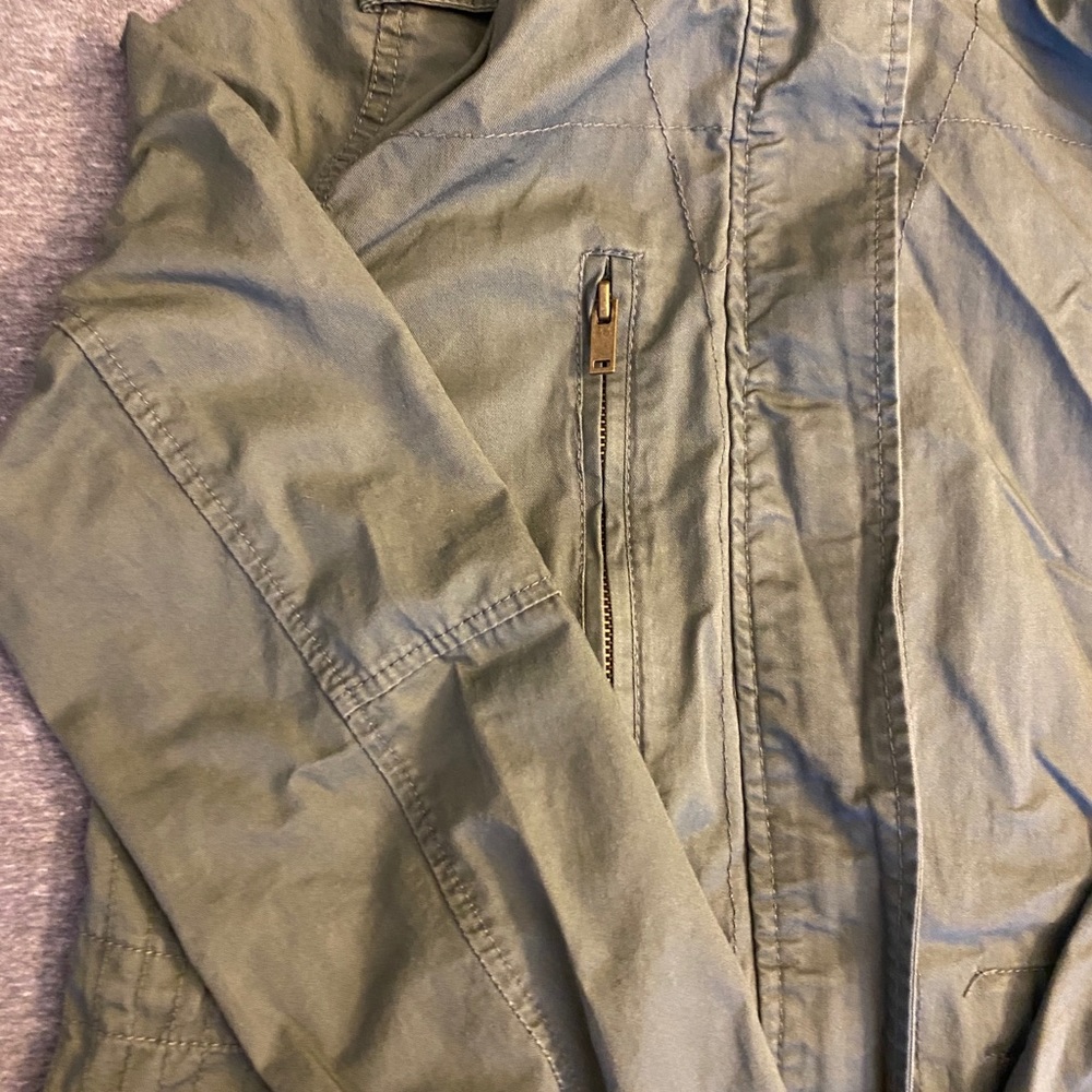 Jacket - Picture 7 of 8